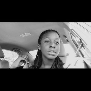 Meet your Posher, Keesha